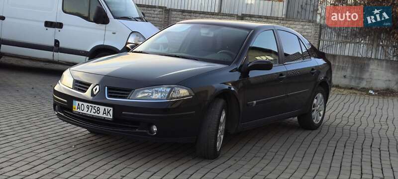 Ліфтбек Renault Laguna 2007 в Мукачевому