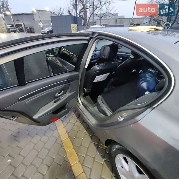 Лифтбек Renault Laguna 2010 в Харькове фото 7 Лифтбек Renault Laguna 2010 в Харькове