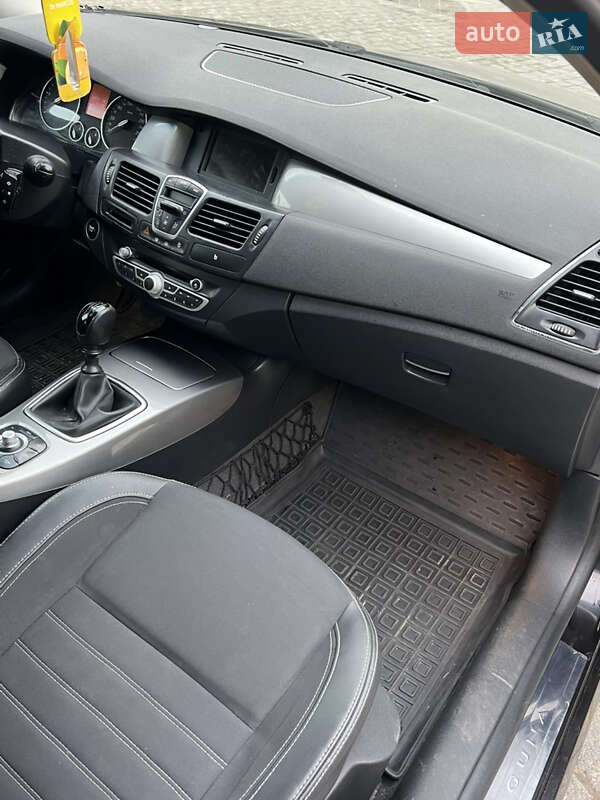 Лифтбек Renault Laguna 2010 в Львове фото 23 Лифтбек Renault Laguna 2010 в Львове