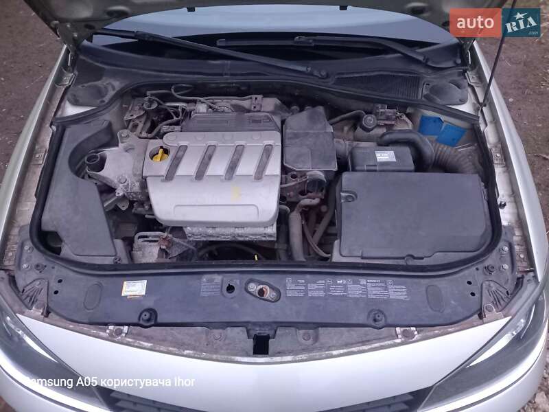 Лифтбек Renault Laguna 2005 в Тернополе