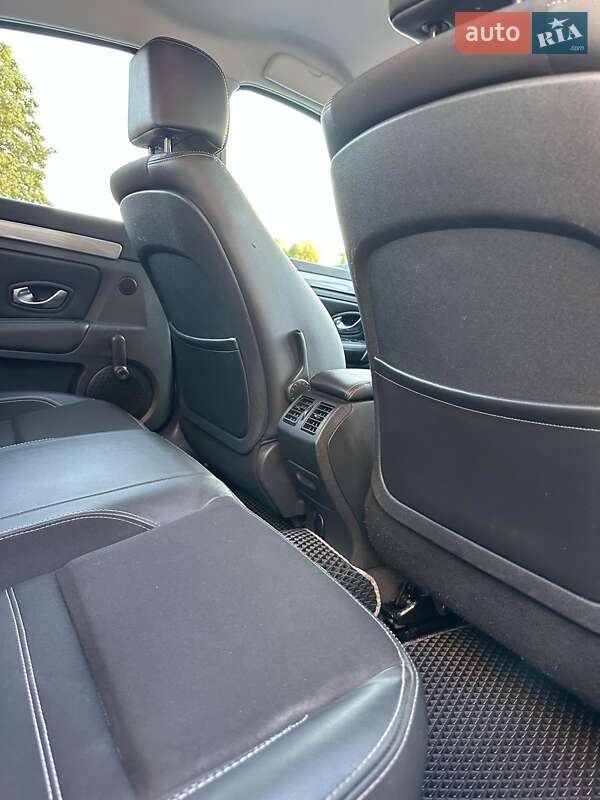 Ліфтбек Renault Laguna 2012 в Кривому Розі