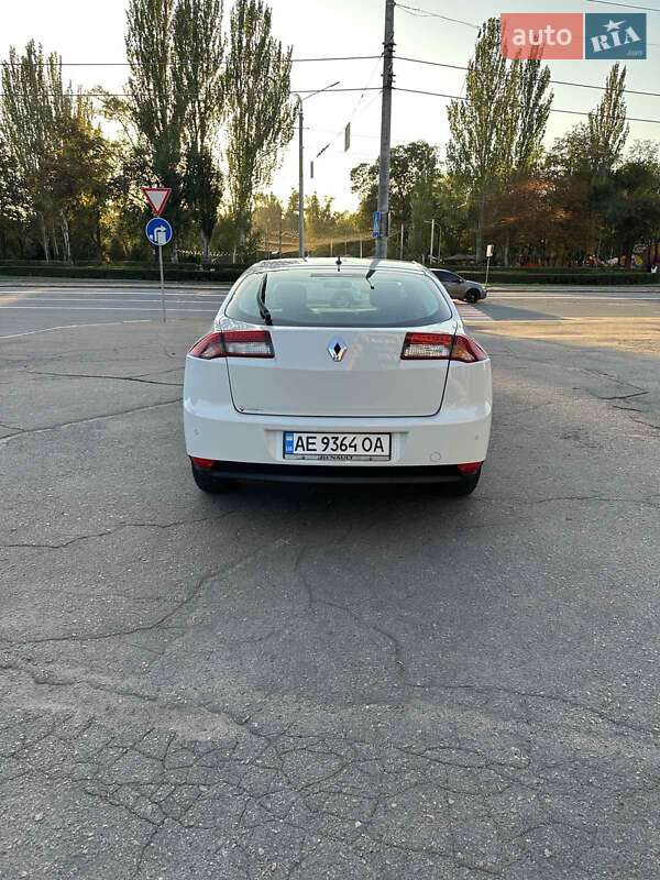 Ліфтбек Renault Laguna 2012 в Кривому Розі