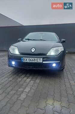 Ліфтбек Renault Laguna 2008 в Чернівцях