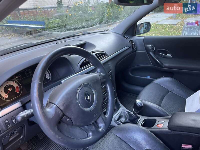 Универсал Renault Laguna 2006 в Киеве фото 5 Универсал Renault Laguna 2006 в Киеве