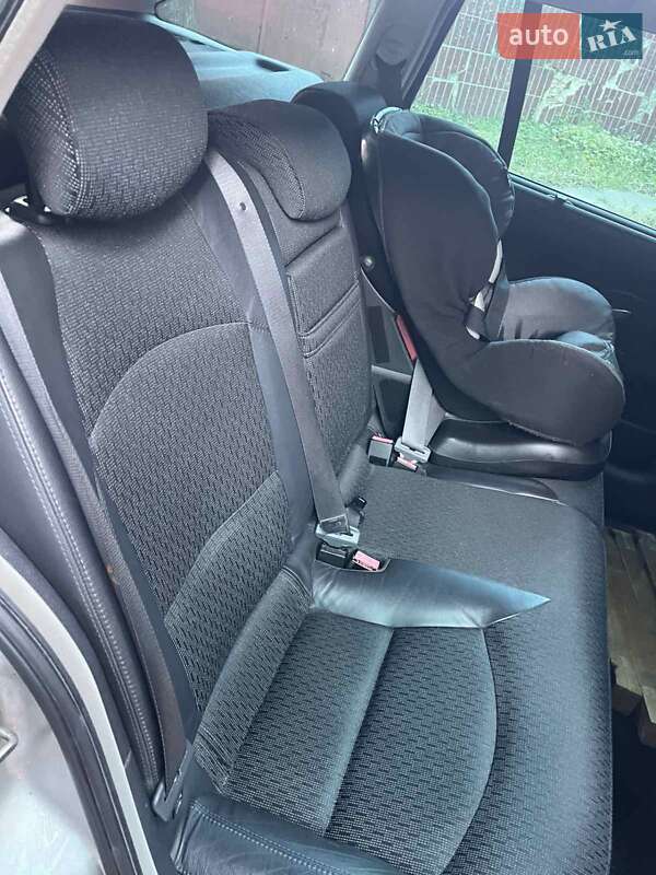 Универсал Renault Laguna 2006 в Киеве фото 8 Универсал Renault Laguna 2006 в Киеве