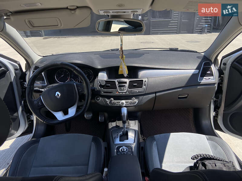 Универсал Renault Laguna 2011 в Пятихатках