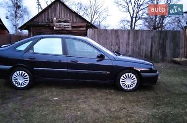 Ліфтбек Renault Laguna 2001 в Сарнах
