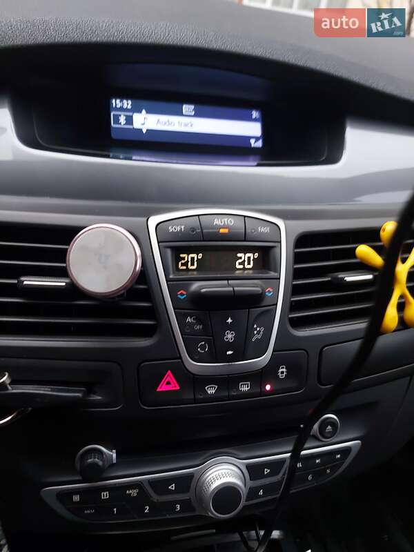 Ліфтбек Renault Laguna 2010 в Хмельницькому фото 11 Ліфтбек Renault Laguna 2010 в Хмельницькому