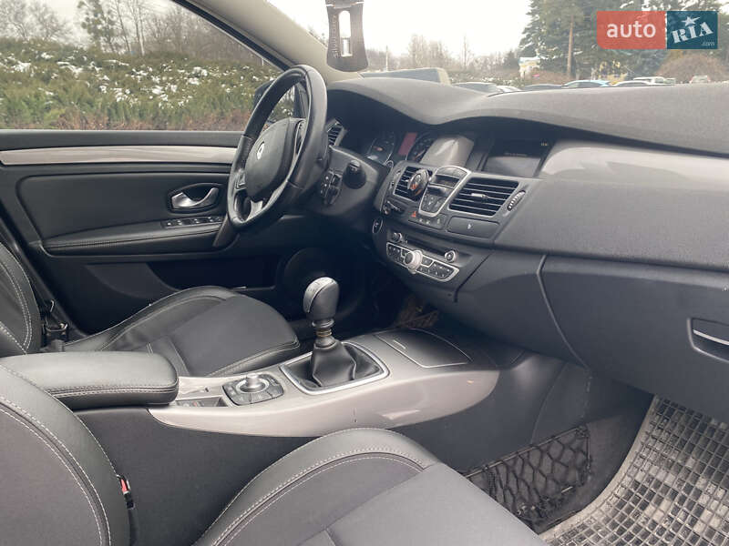 Универсал Renault Laguna 2011 в Умани