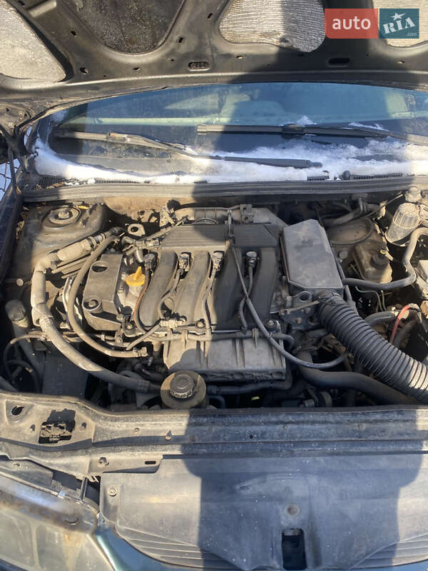 Ліфтбек Renault Laguna 1999 в Львові фото 6 Ліфтбек Renault Laguna 1999 в Львові