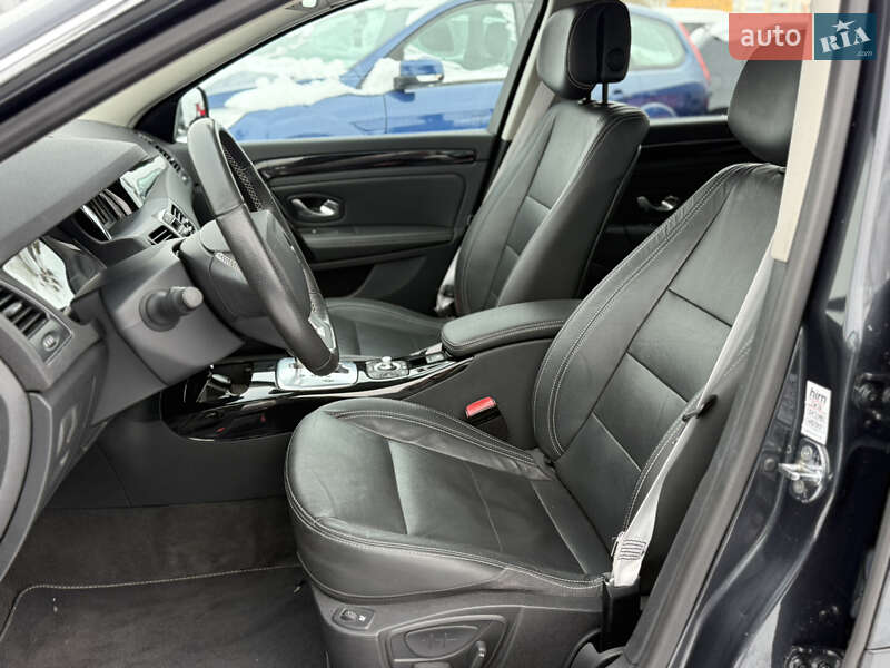 Универсал Renault Laguna 2013 в Ровно