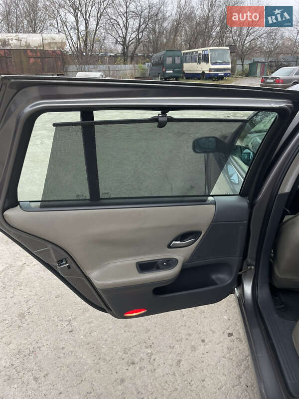 Универсал Renault Laguna 2003 в Хмельницком