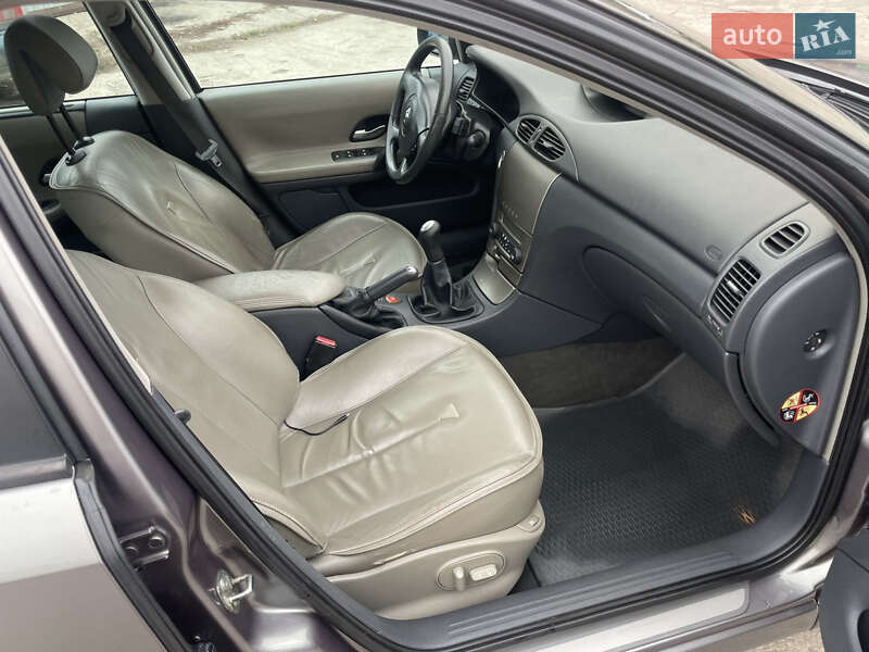 Универсал Renault Laguna 2003 в Хмельницком