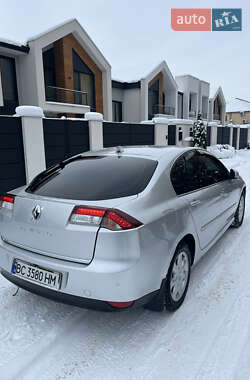 Лифтбек Renault Laguna 2010 в Ужгороде