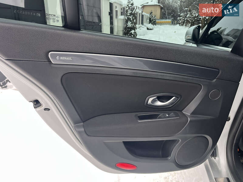 Лифтбек Renault Laguna 2010 в Ужгороде фото 20 Лифтбек Renault Laguna 2010 в Ужгороде