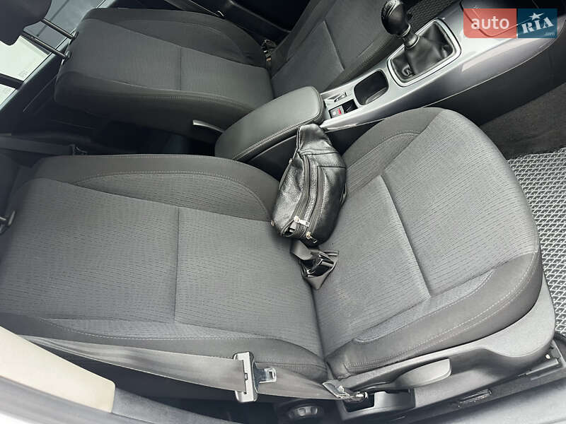 Лифтбек Renault Laguna 2010 в Ужгороде фото 28 Лифтбек Renault Laguna 2010 в Ужгороде