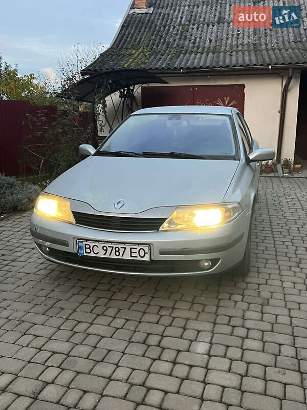 Лифтбек Renault Laguna 2003 в Львове