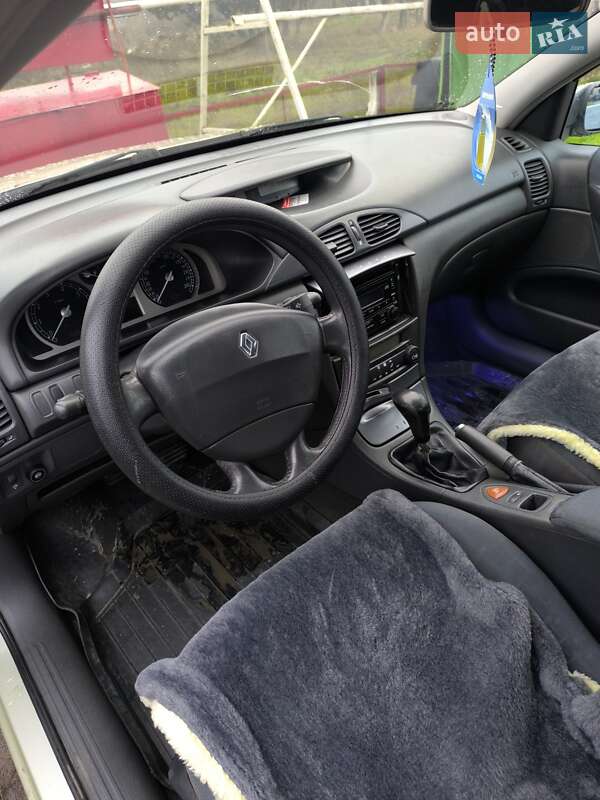 Лифтбек Renault Laguna 2001 в Ширяево