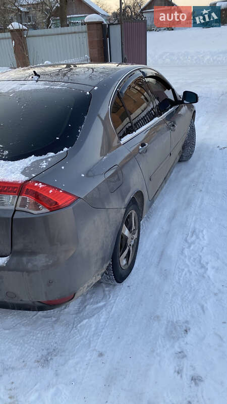 Лифтбек Renault Laguna 2007 в Волочиске