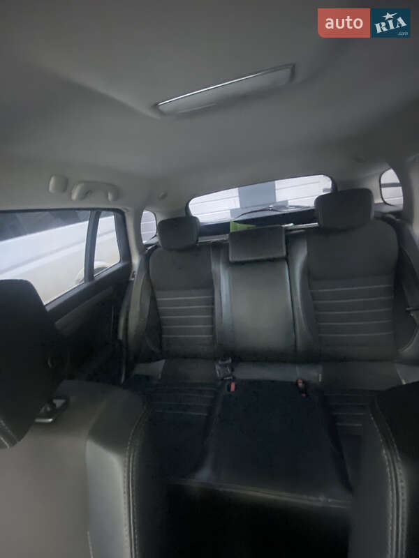 Универсал Renault Laguna 2012 в Черновцах