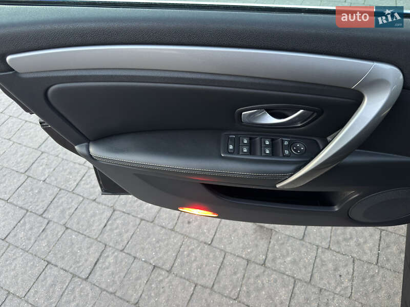 Универсал Renault Laguna 2011 в Стрые фото 45 Универсал Renault Laguna 2011 в Стрые