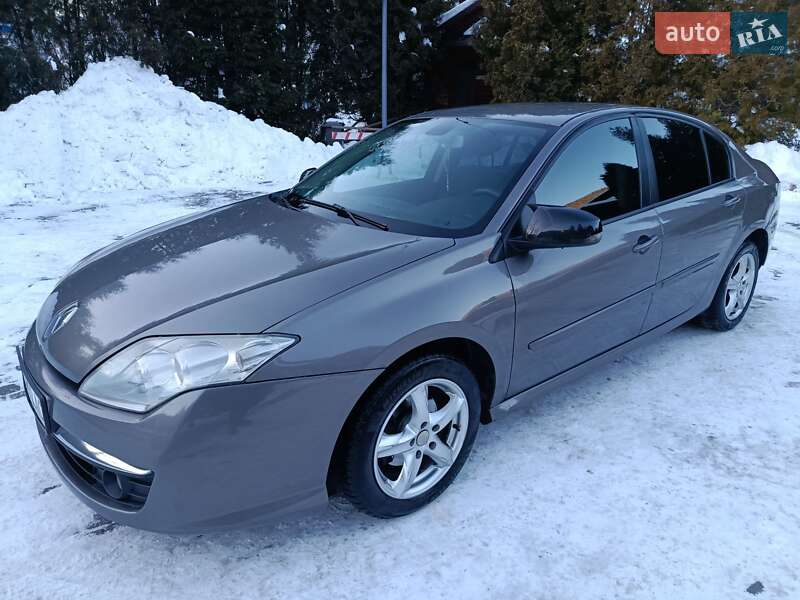 Лифтбек Renault Laguna 2008 в Сколе
