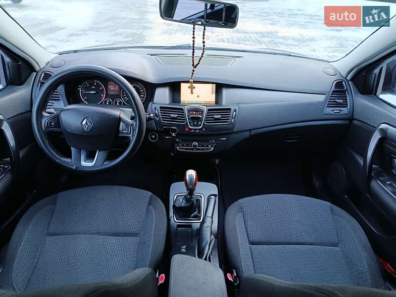 Лифтбек Renault Laguna 2008 в Сколе