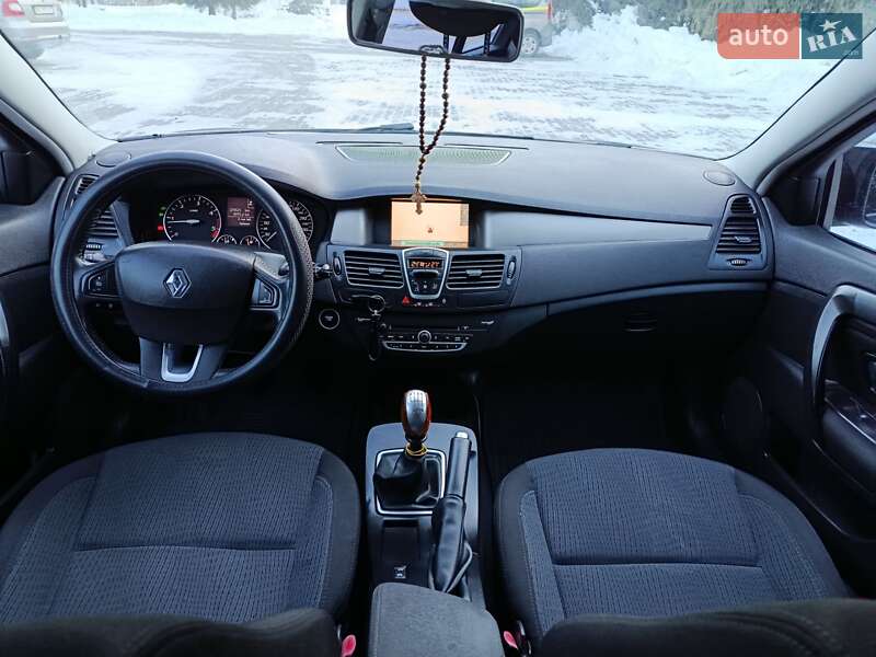 Лифтбек Renault Laguna 2008 в Сколе
