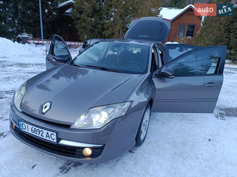 Лифтбек Renault Laguna 2008 в Сколе