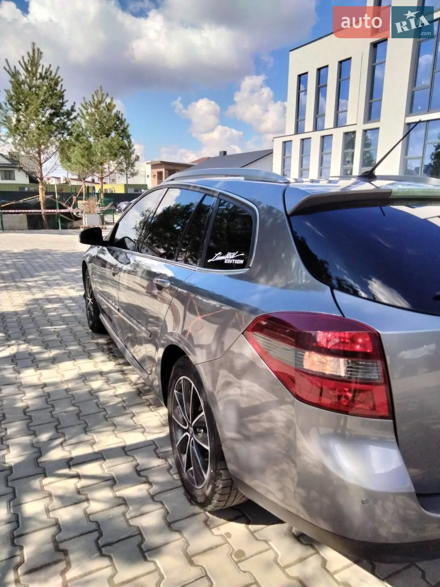 2012 Renault Laguna - мініатюра 15