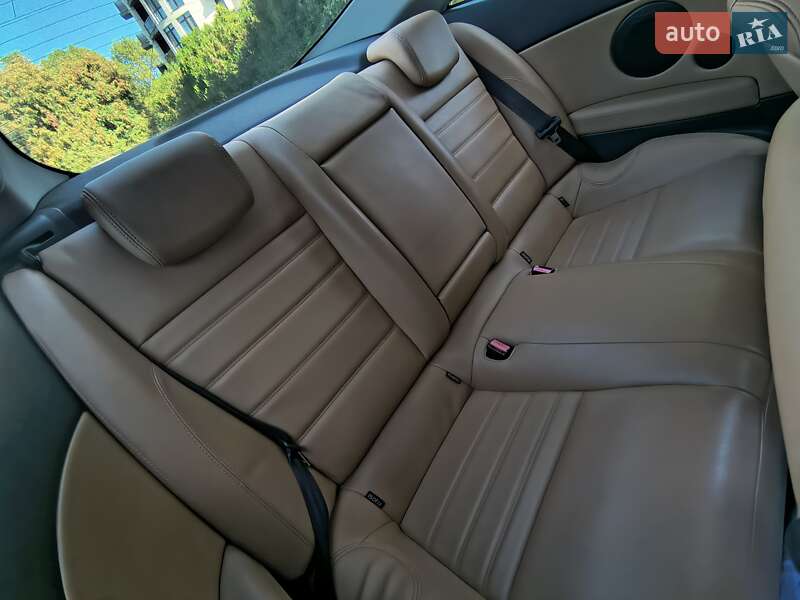 Купе Renault Laguna 2009 в Ужгороде