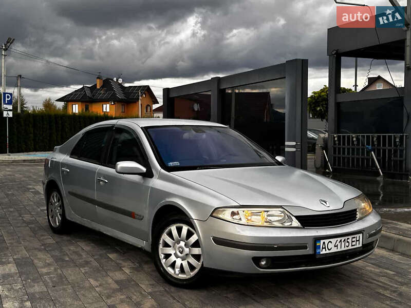Лифтбек Renault Laguna 2002 в Ровно