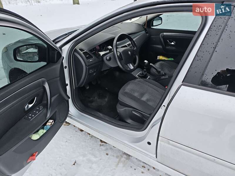 Универсал Renault Laguna 2008 в Корсуне-Шевченковском