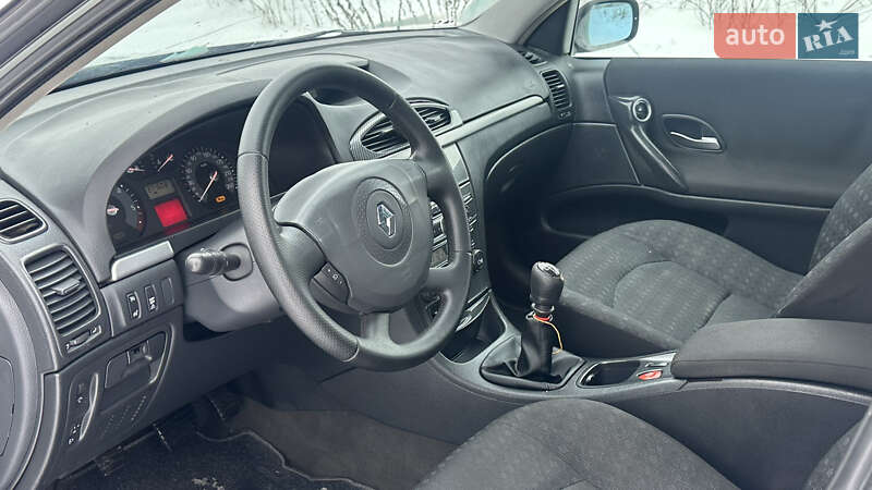Ліфтбек Renault Laguna 2005 в Києві фото 21 Ліфтбек Renault Laguna 2005 в Києві
