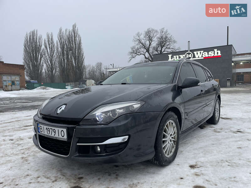 Универсал Renault Laguna 2011 в Лубнах