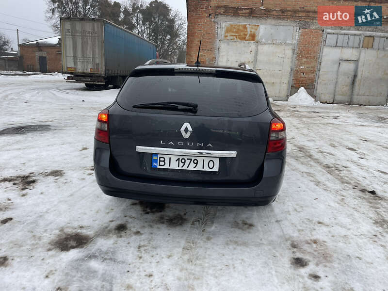 Универсал Renault Laguna 2011 в Лубнах