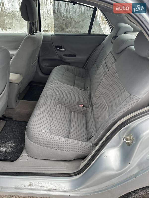 Ліфтбек Renault Laguna 2003 в Немирові