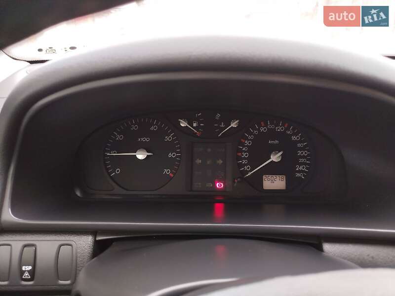 Універсал Renault Laguna 2003 в Хмельницькому фото 54 Універсал Renault Laguna 2003 в Хмельницькому