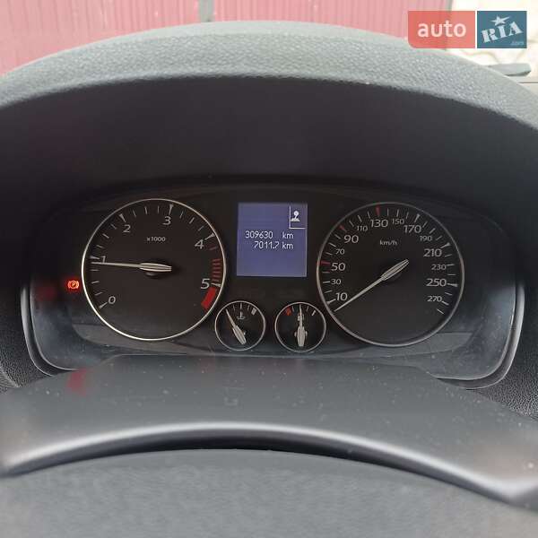 Ліфтбек Renault Laguna 2009 в Чернівцях