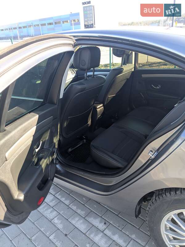 Ліфтбек Renault Laguna 2011 в Львові