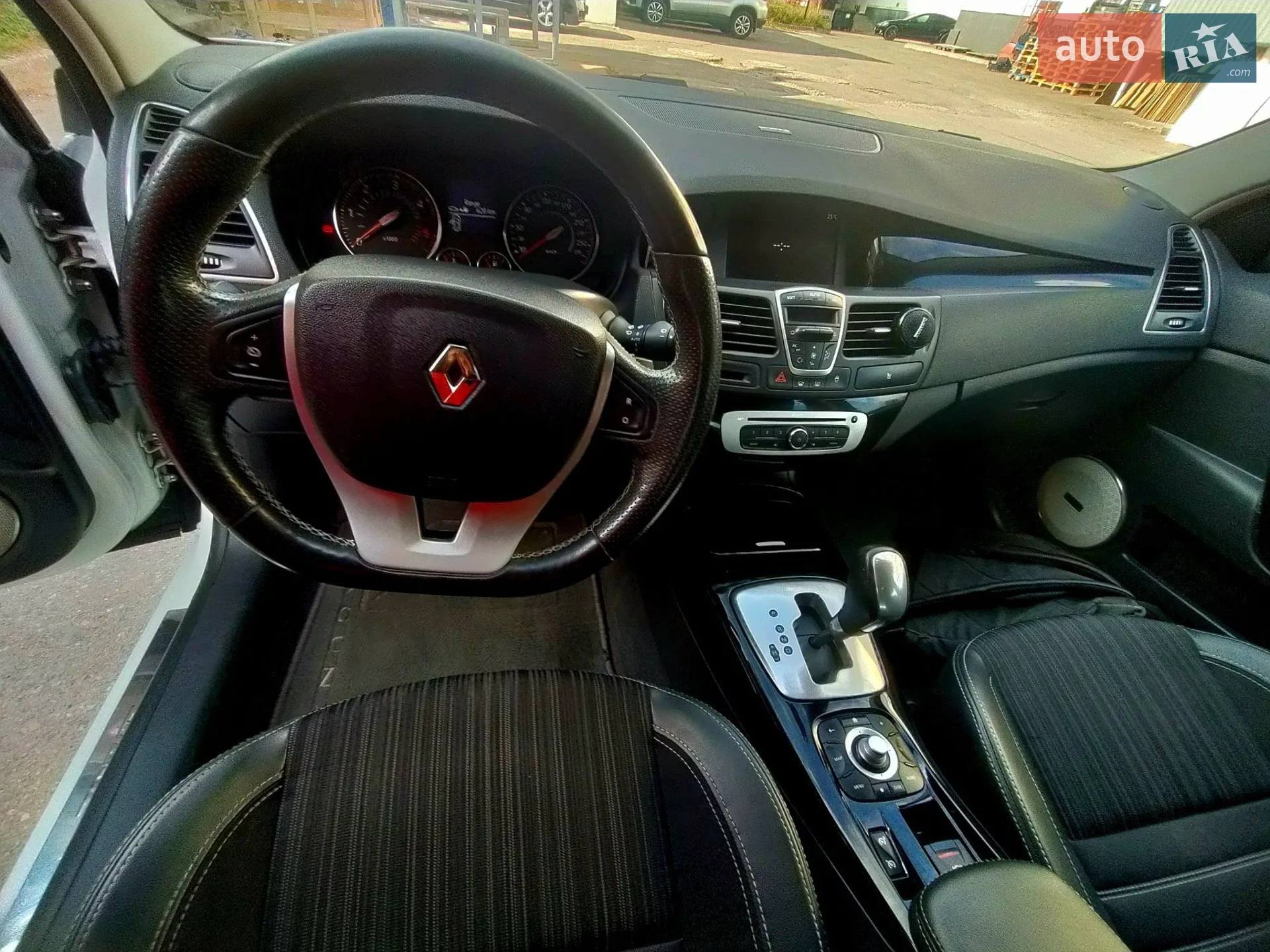 2013 Renault Laguna - мініатюра 36