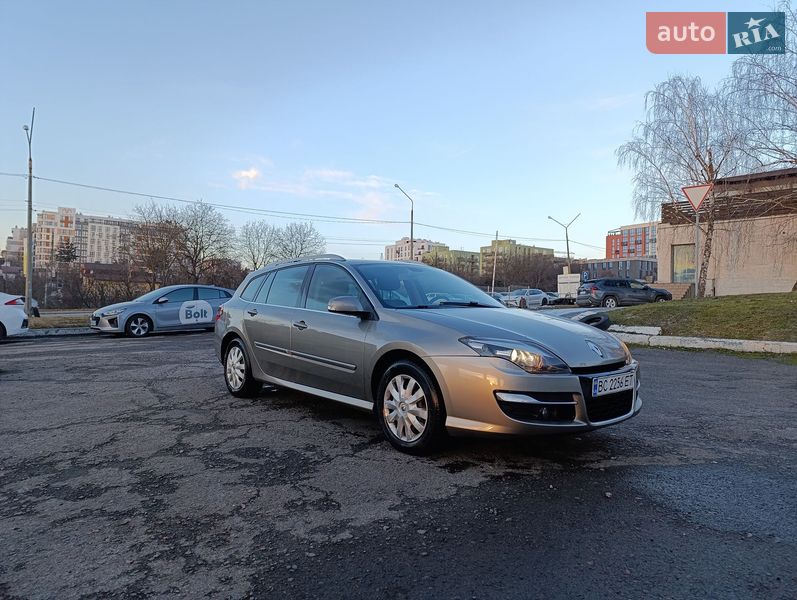 Универсал Renault Laguna 2012 в Львове
