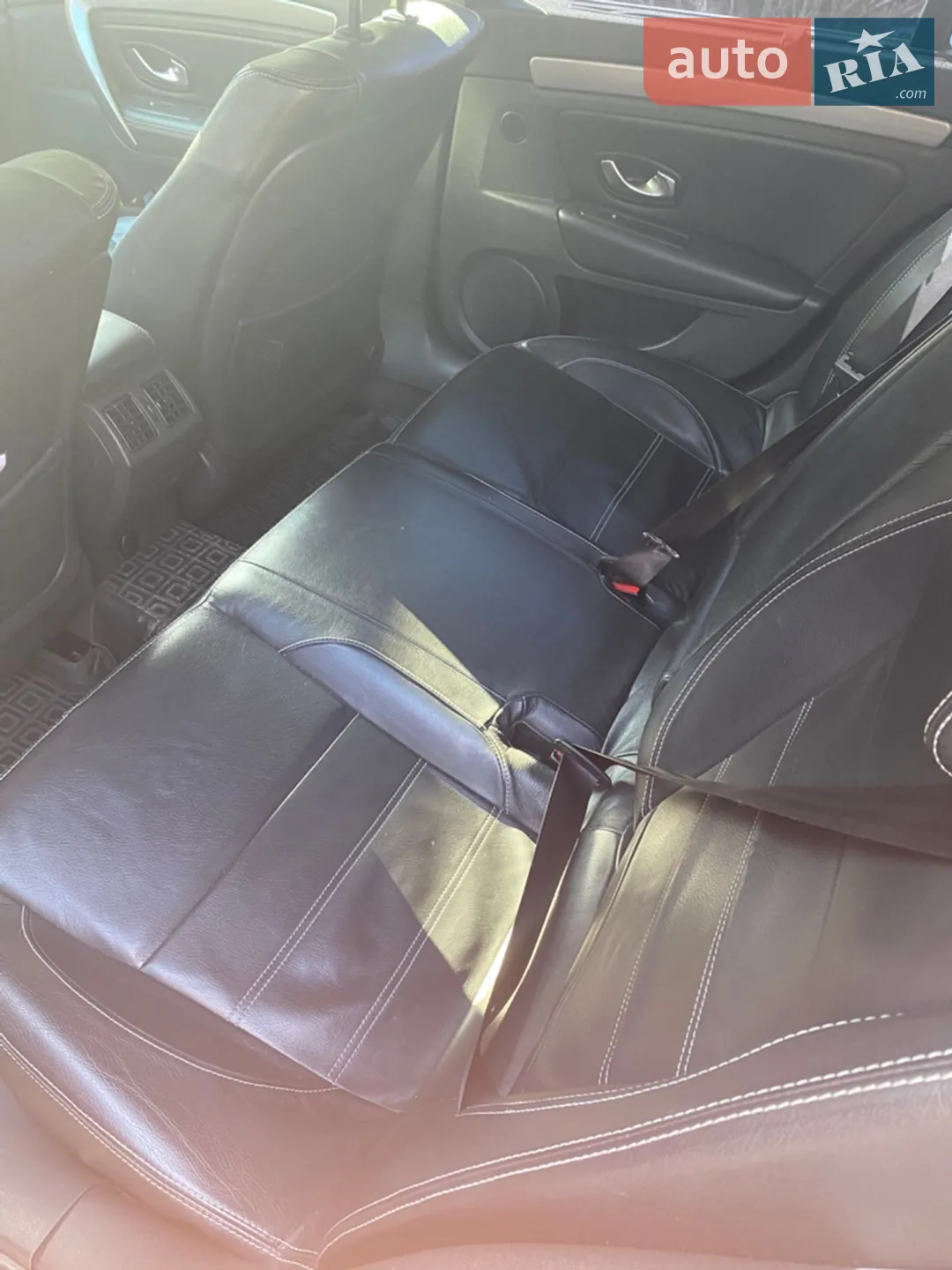 2011 Renault Laguna - мініатюра 15