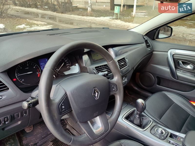 Ліфтбек Renault Laguna 2010 в Харкові