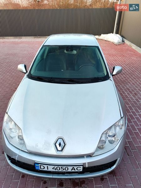 Ліфтбек Renault Laguna 2011 в Сарнах