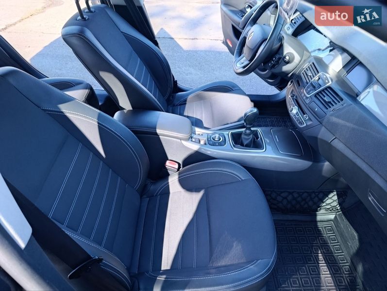 Універсал Renault Laguna 2011 в Черкасах