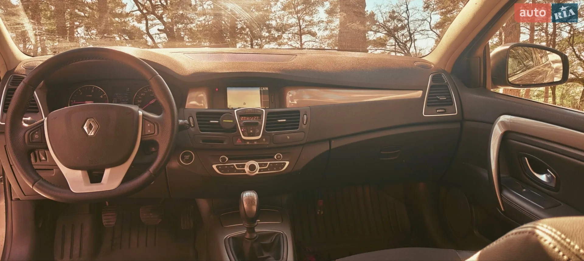 2012 Renault Laguna - мініатюра 25