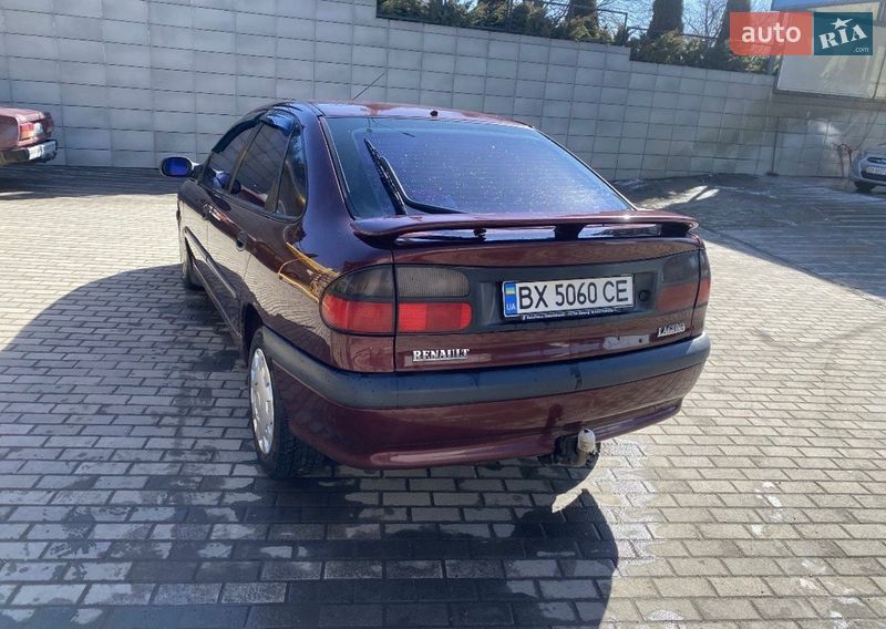 Лифтбек Renault Laguna 1996 в Хмельницком