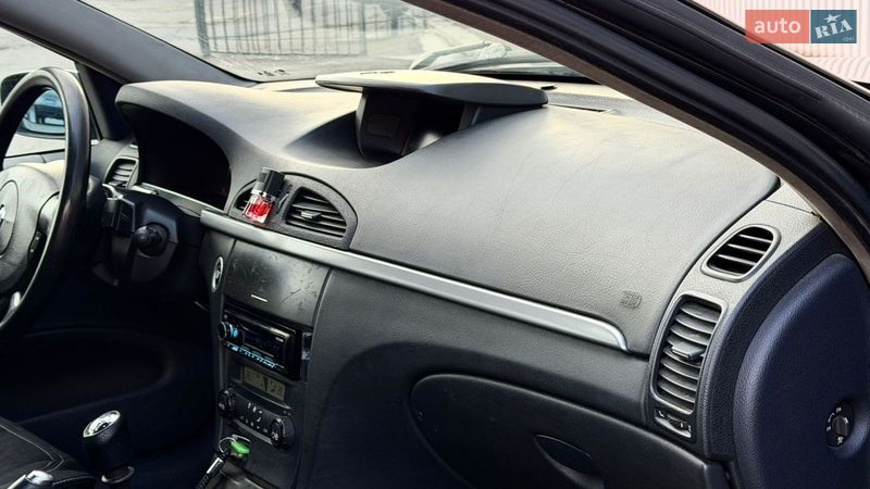 Универсал Renault Laguna 2004 в Одессе