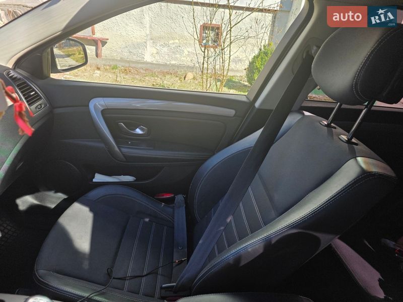 Універсал Renault Laguna 2011 в Надвірній